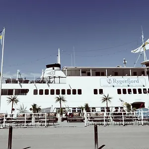 船上ホテル Rygerfjord &, ストックホルム
